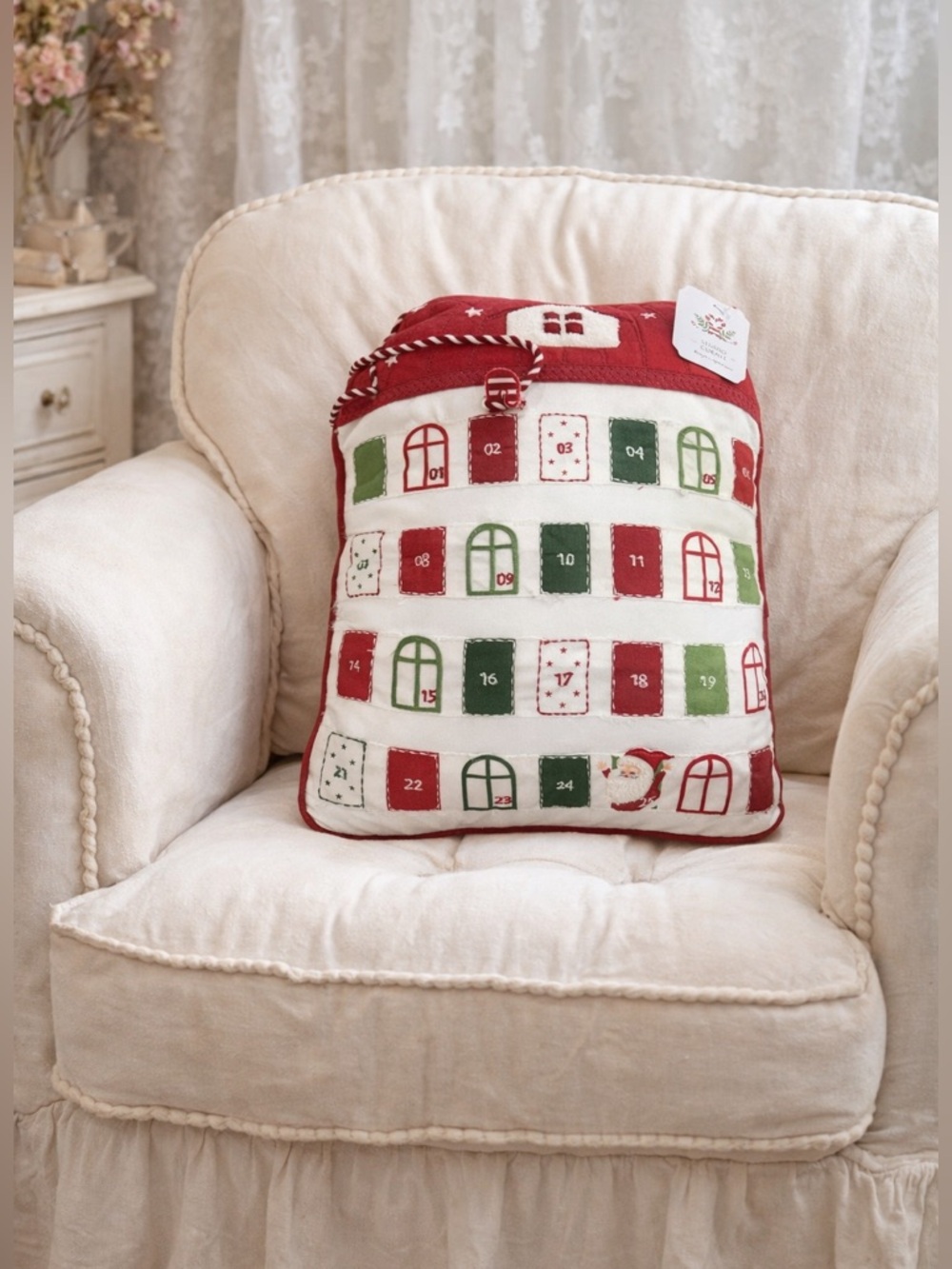 Christmas Advent Calendar Pillow Countdown Holiday Decor 24 Pocket NWT